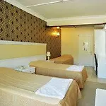 Szálloda Chateau De 3*