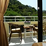 Szálloda Chateau De 3*