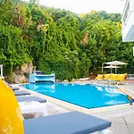 Szálloda Chateau De 3*