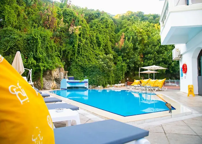 Hotel Chateau De 3*