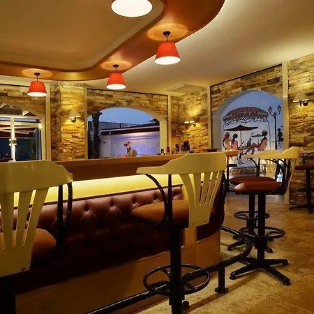 Hotell Chateau De Marmaris
